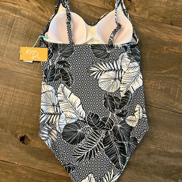 NWT Kona Sol Floral One-Piece Swimsuit XS - Picture 3 of 6